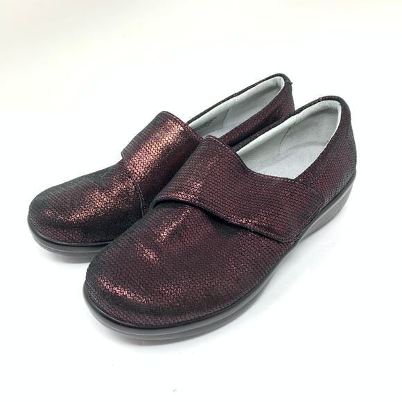 Alegria Lauryn Women's Sz 38 US 8-8.5 Slip-On Shoes Cross Strap Low Heel Maroon - Picture 2 of 7